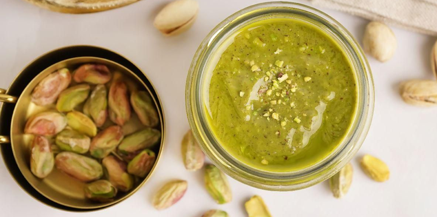 Świąteczne wypieki z pastą pistacjową – skład, smak i zdrowe wybory: Jak wybrać najlepszą?