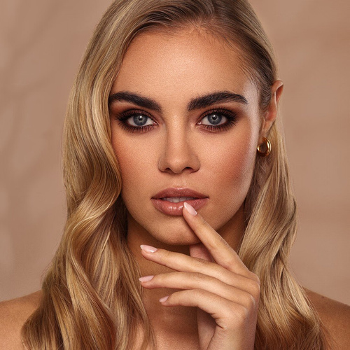Eveline Choco Glamour Odżywczo-Nawilżający Balsam-Serum do Ust na Dzień 12ml