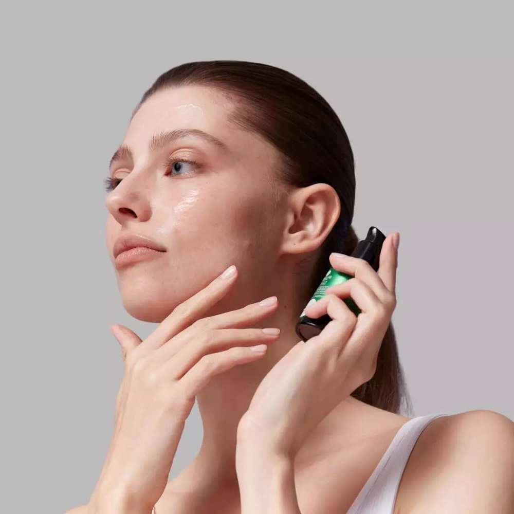 BasicLab Peeling Kwasowy Zmniejszający Niedoskonałości z 6% Kwasem Szikimowym 5% Kwasem Migdałowym 3% Kwasem Laktobionowym Redukcja i Zwężenie 30ml