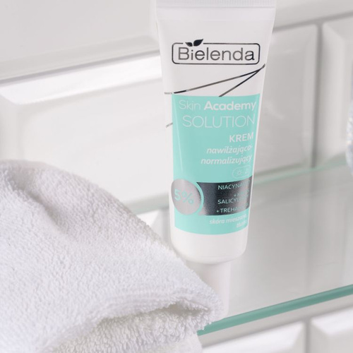 Bielenda Skin Academy Solution Nawilżająco - Normalizujący Krem 5% Niacynamid z Kwasem Salicylowym i Trehalozą dla Skóry Tłustej i Mieszanej na Dzień i na Noc 50ml