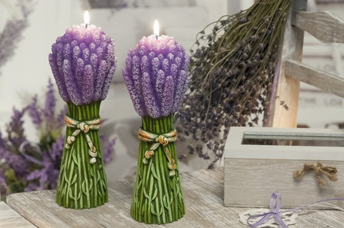 Bartek Candles Candles Lavender bouquet, lavender fragrance 440g 23cm high