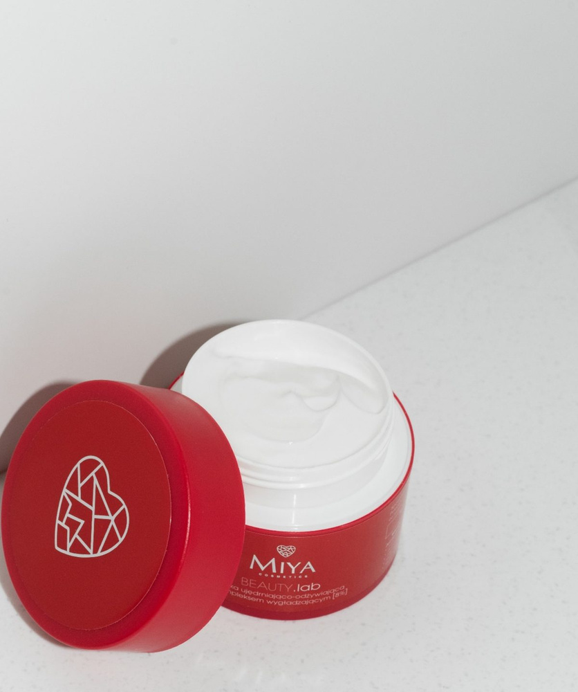 Miya BEAUTY.Lab Firming and Nourishing Mask with Smoothing Complex 8% 50ml