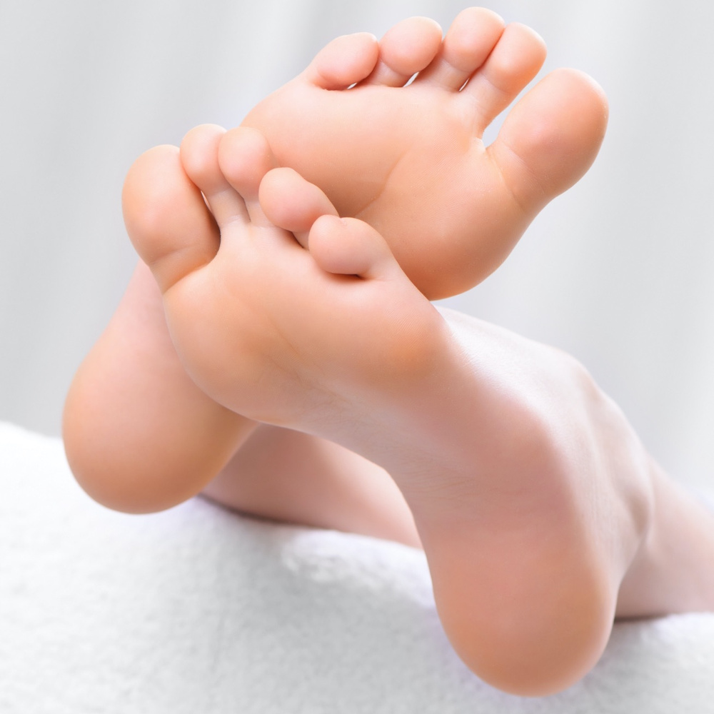 Regenerum Peeling Enzymatyczny do Suchej Skóry Pięt Roll-on 50ml