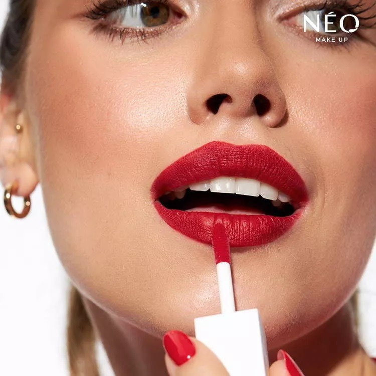 Neo Makeup Intense Serum Długotrwała Pomadka do Ust w Płynie Nr 06 Infinite Flame 5ml