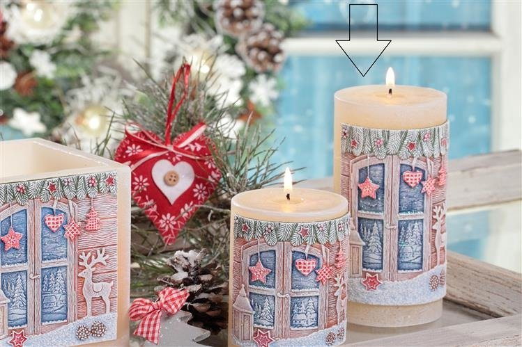 Charming Christmas candle, 70mm x 140mm