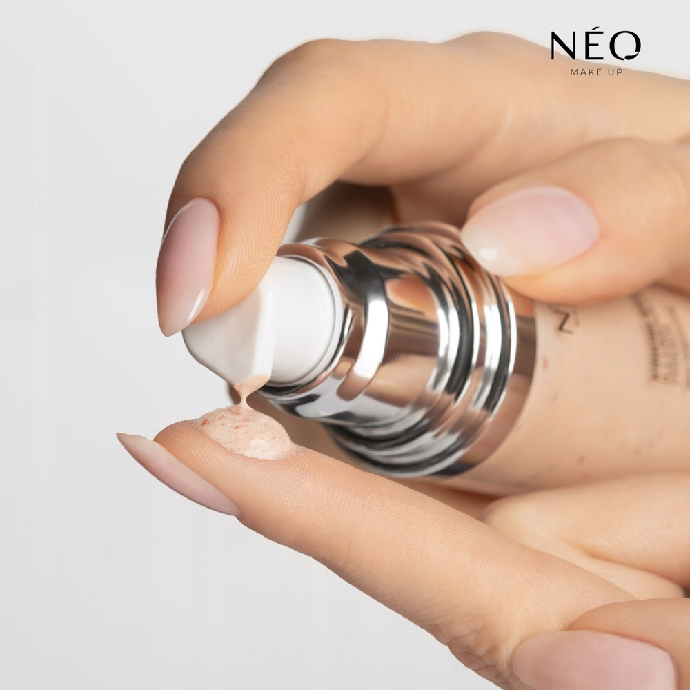 Neo Makeup Intense Serum Illuminating - Moisturizing Light Makeup Base Glowing Effect 30ml