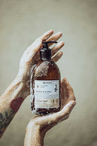 Vis Plantis Pharma Care Natural Liquid Soap Cotton and Urea 500ml Best Before 22.07.26