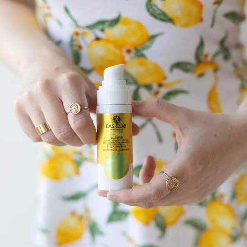 BasicLab Antioxidant Emulsion Serum with 6% Ascorbyl Tetraisopalmitate Revitalization and Nourishment for Dry and Very Dry Skin Day and Night 30ml Best Before 31.05.26