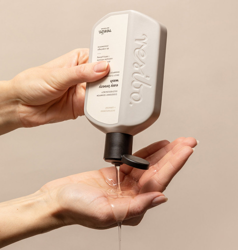 Resibo Easy Breezy Wash Codzienny Szampon Oczyszczający dla każdego Rodzaju Włosów 250ml
