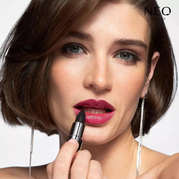 Neo Makeup Intense Serum Colored Lipstick Be Proud No. 01 Black Pink Tint Effect 3g