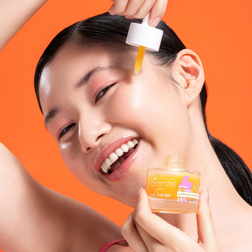 Bielenda Recharge Boost the Energy Nawilżająco - Rozświetlające Serum do Twarzy dla Skóry Odwodnionej z Przebarwieniami 30ml