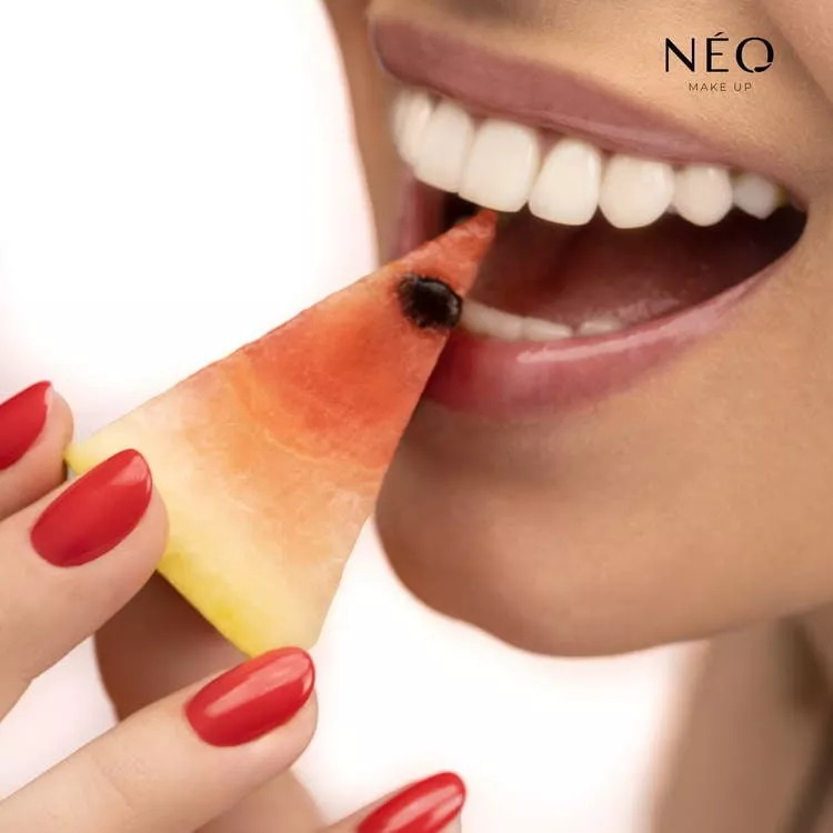 Neo Makeup Intense Serum Moisturizing Nourishing Lip Oil No. 04 Watermelon 7ml