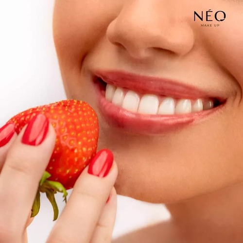 Neo Makeup Intense Serum Moisturizing Nourishing Lip Oil No. 03 Strawberry 5ml