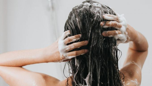 Jantar Szampon Rewitalizujący Kolor z Esencją Bursztynową i Pigmentem do Włosów Blond i Siwych 300ml