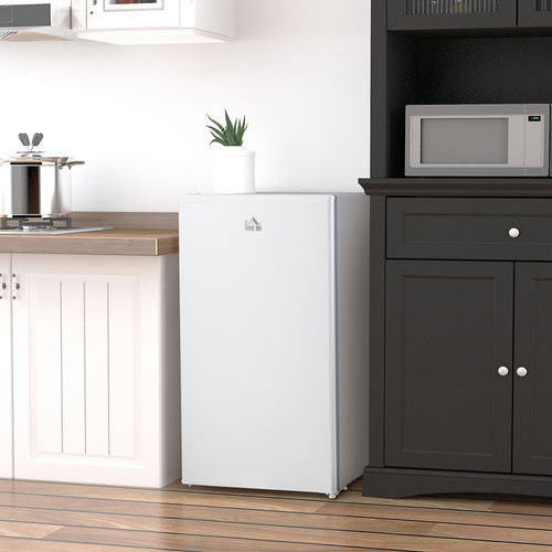 HOMCOM Under Counter Fridge, 91L Small Fridge with Chiller Box, Removable Shelf, Reversible Door, Adjustable Legs, Mini Refrigerator, White