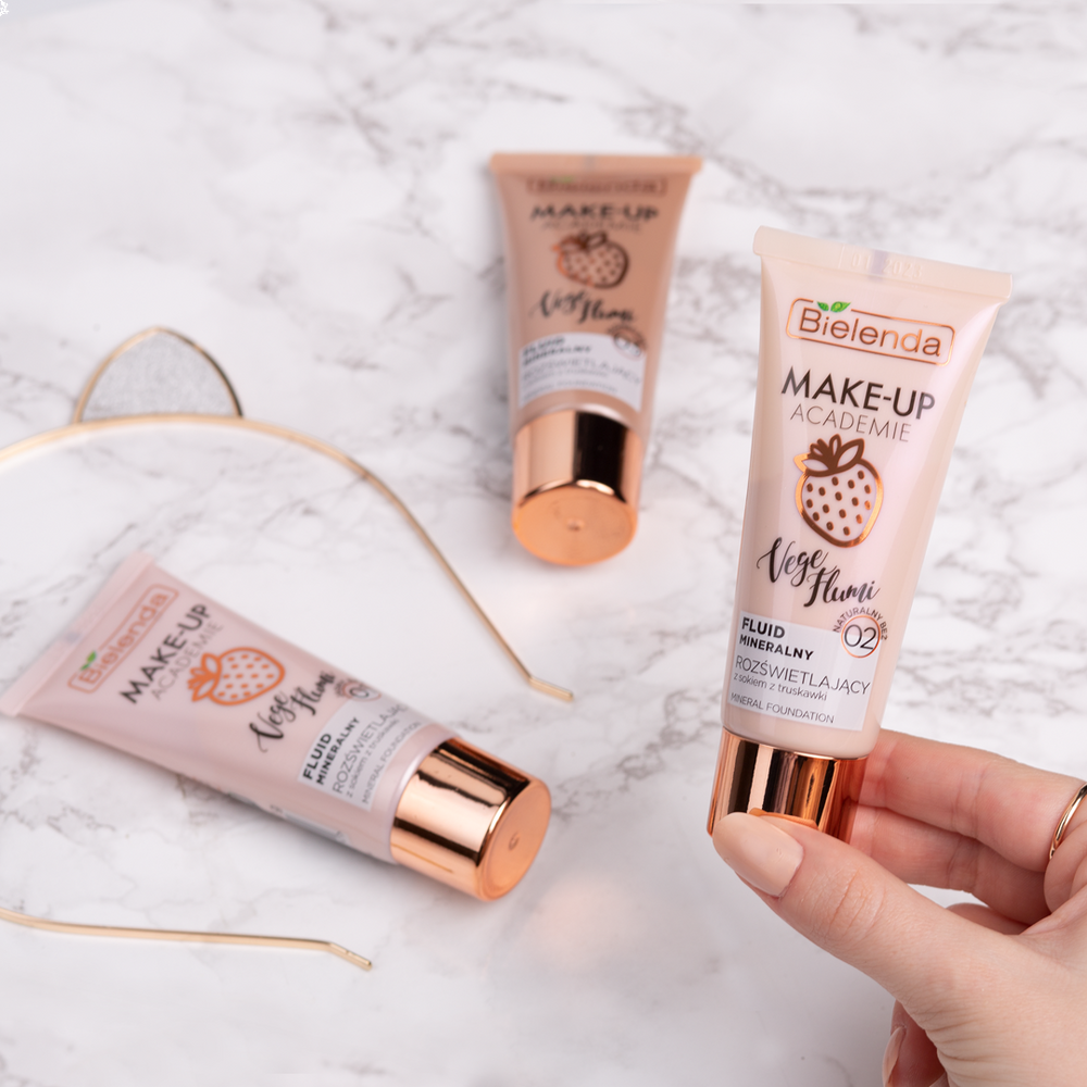 Bielenda Make - Up Academie Vege Flumi Rozświetlający Fluid Mineralny Nr 02 Naturalny Beż 30g