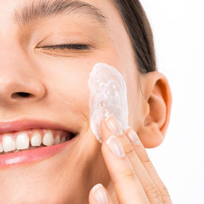 Bielenda Beauty Molecules Molekularny Synbiotyczny Krem Ultranawilżający dla Skóry Odwodnionej i Wrażliwej 50ml