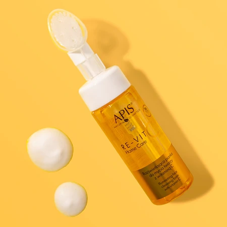 Apis Re-Vit C Rozświetlająca Pianka do Mycia Twarzy z Witaminą C dla Skóry Szarej z Przebarwieniami 150ml