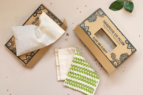 Agnes + Cat Eye Pillow - Clear & Clarity