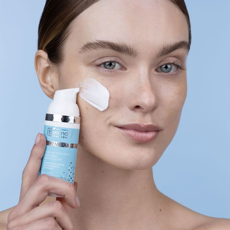 Bielenda Professional Supremelab Hydra Glow Bezolejowy Hydro-Krem Nawadniający z Efektem Glow z Niacynamidem dla Skóry Tłustej Mieszanej Problematycznej 50ml