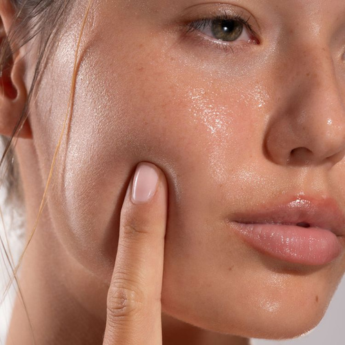 Bielenda Glaze & Glow Nawilżająco Rozświetlająca Mleczko - Esencja Glazed Skin Effect dla Skóry Suchej Pozbawionej Blasku 120ml