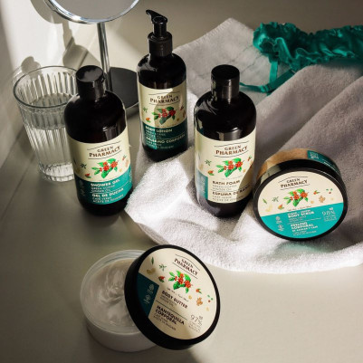 Green Pharmacy Peeling Cukrowo-Kawowy do Ciała Zielona Kawa i Olejek Imbirowy 200ml