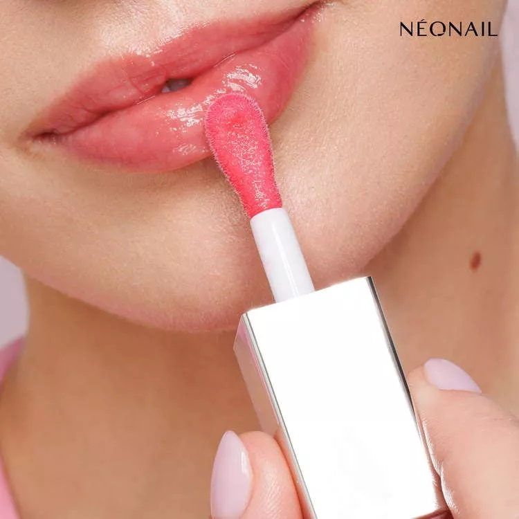 Neo Makeup Intense Serum Moisturizing Nourishing Lip Oil No. 03 Strawberry 5ml