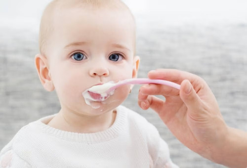 Nestle Sinlac Bezglutenowy Produkt Zbożowy bez Dodatku Cukru dla Niemowląt po 6. Miesiącu Życia 300g