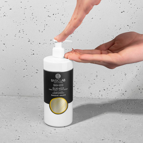 BasicLab Masculis Gel for Washing Body, Face and Scalp 2% Niacinamide Mineral Complex Freshness and Shine for Men 500ml