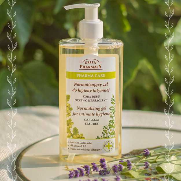 Green Pharmacy Normalizing Gel for Intimate Hygiene Oak Bark and Tea Tree 300ml