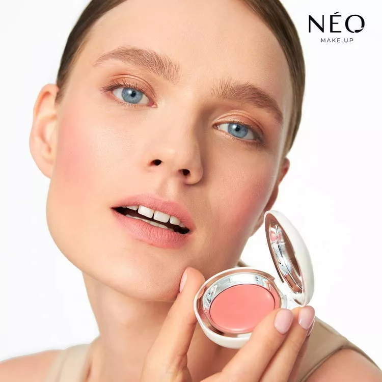 Neo Makeup Intense Serum Lip & Cheek Deeply Nourishing Lip and Cheek Butter No. 02 Peach 5g
