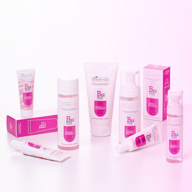 Bielenda B12 Beauty Vitamin Witaminowa Oczyszczająca Pianka do Mycia Twarzy dla Skóry Bardzo Suchej i Wrażliwej 150ml