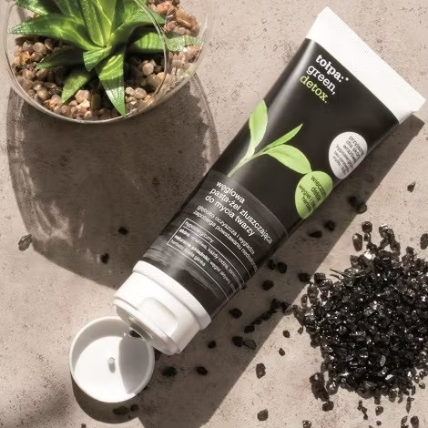 Tolpa Green Detox Charcoal Cleansing Paste-Gel 125ml