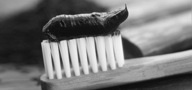 Ultrablanc Whitening Toothpaste With Activated Charcoal 75ml