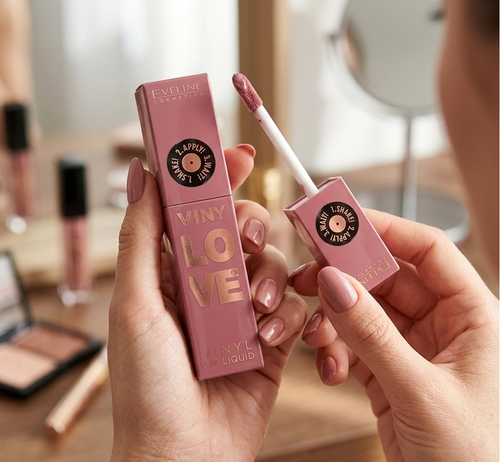 Eveline VinyLove Płynna Pomadka Winylowa z Efektem Gloss Nr 06 Chillie 4ml