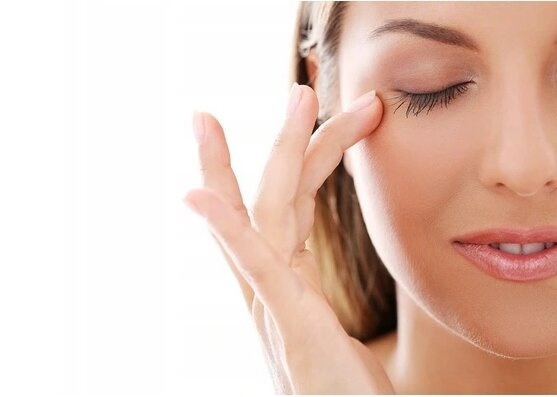 Bioliq Skoncentrowane Serum z Fotostabilną Witaminą C i Niacynamidem 20ml