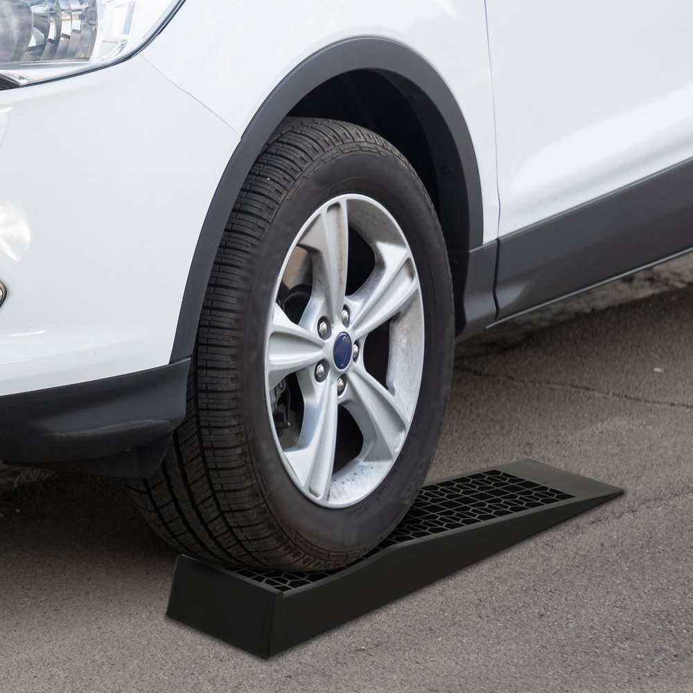 HOMCOM 2PCS Car Ramps, 3 Ton Low Entrance Plastic Curb Ramps with Anti-Slip Surface, Car Lift for Garage Workshop Cars SUVs Small Vans