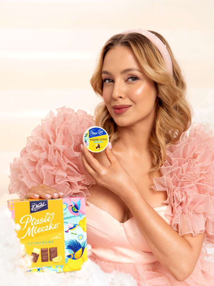 Stars From the Stars Wedel Wygładzająco – Rozświetlający Puder Sypki z Witaminą C 8g