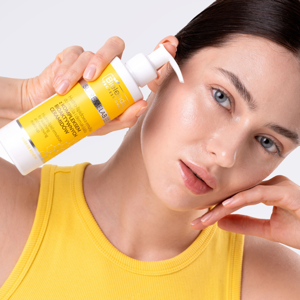 Bielenda Professional Supremelab Barrier Renew Hydro - Lipid Emulsion for Washing and Make-up Removal with Bioactive Ceramide Complex for Rough Atopic Skin 200ml