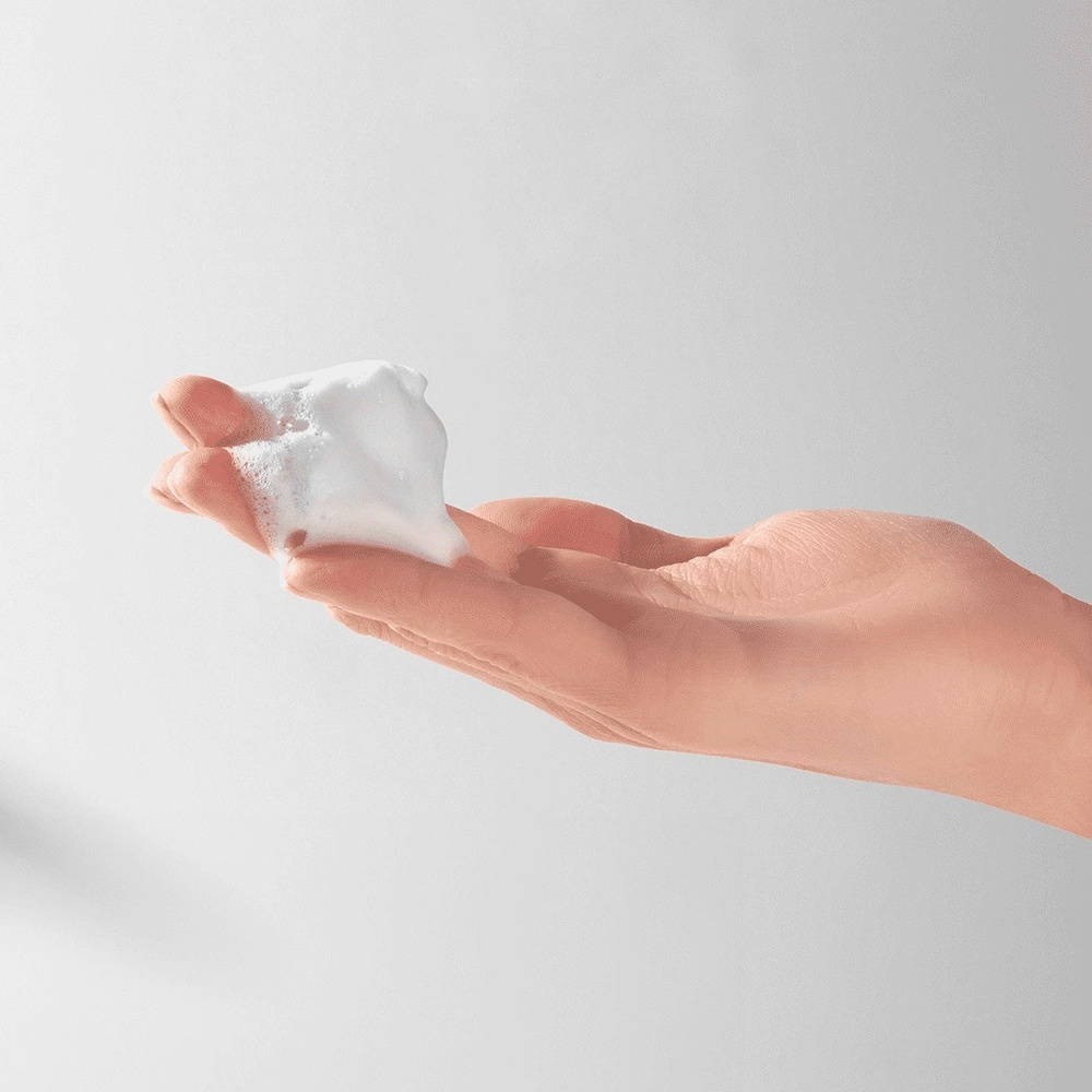 BasicLab Micellis Normalizing Cleansing Foam 2% Prebiotics Azeloglycine Glycyrrhizin for Oily Acne and Sensitive Skin 150ml