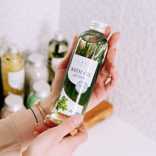 Kanu Nature Refreshing Bath Oil with Aromatic Siberian Fir Scent 250ml